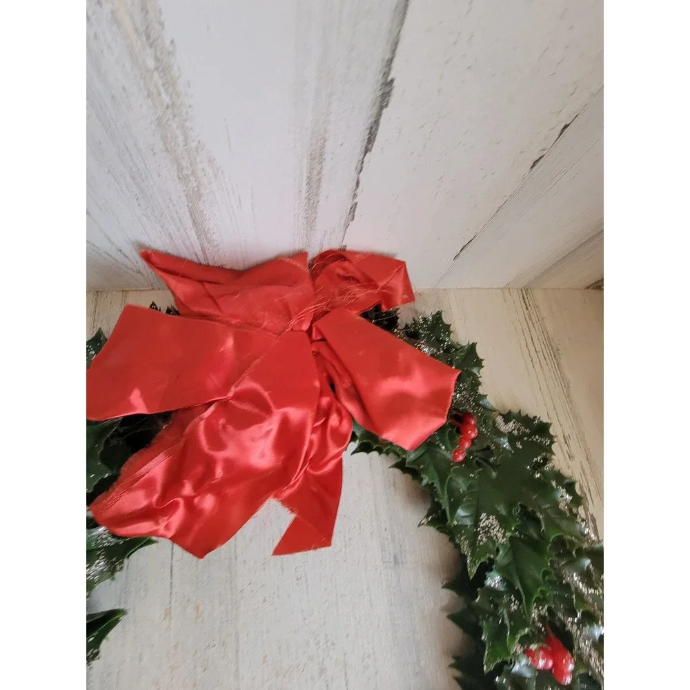 Vintage plastic faux wreath glitter Holly red bow Xmas hanging home decor unique
